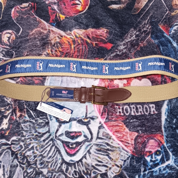 New Vineyard Vines Michigan TPC Golf Course Belt Golfing PGA - Picture 1 of 4